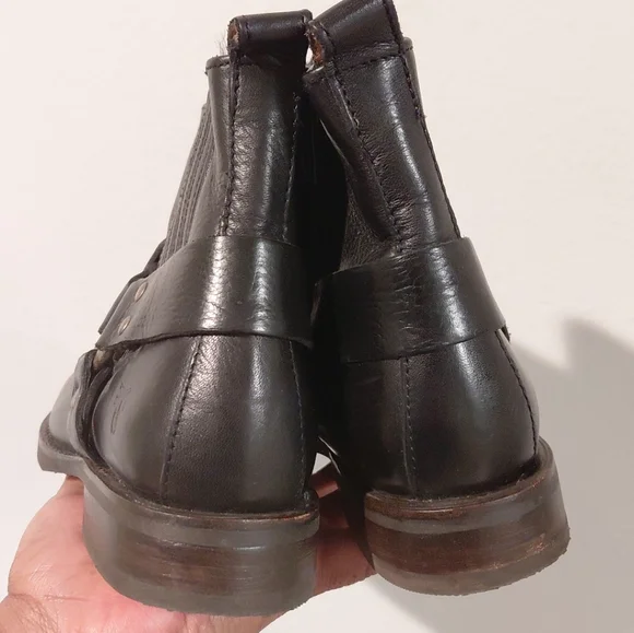 Frye Women's Black Leather Ankle Moto Boots Size 7 - Picture 3 of 12